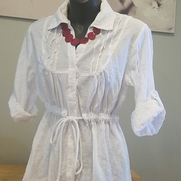 White tunic top - Picture 2 of 8